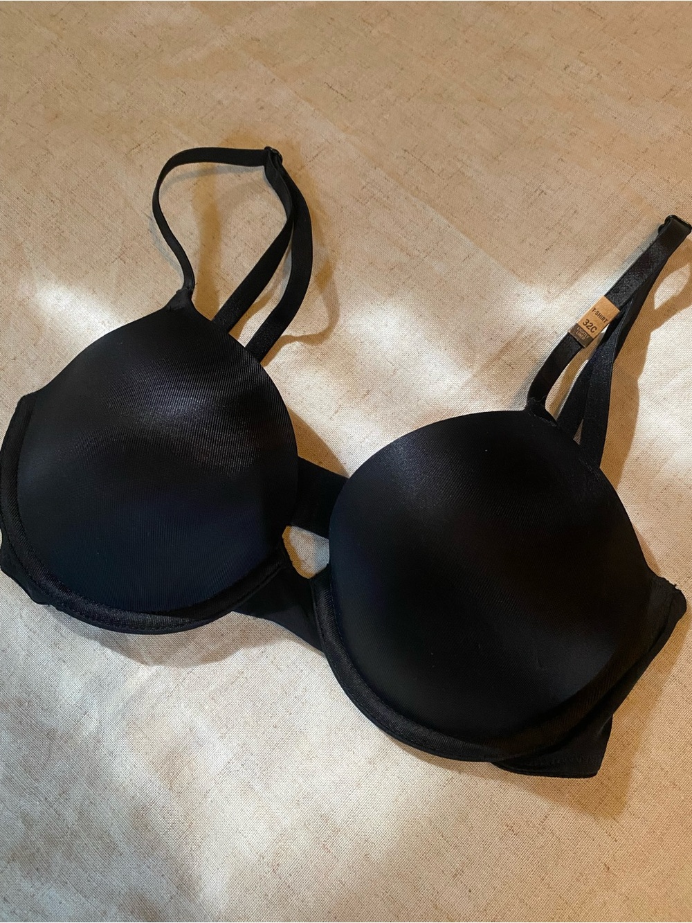PINK Victoria's Secret Black Double-Strap T-Shirt Bra 32C
